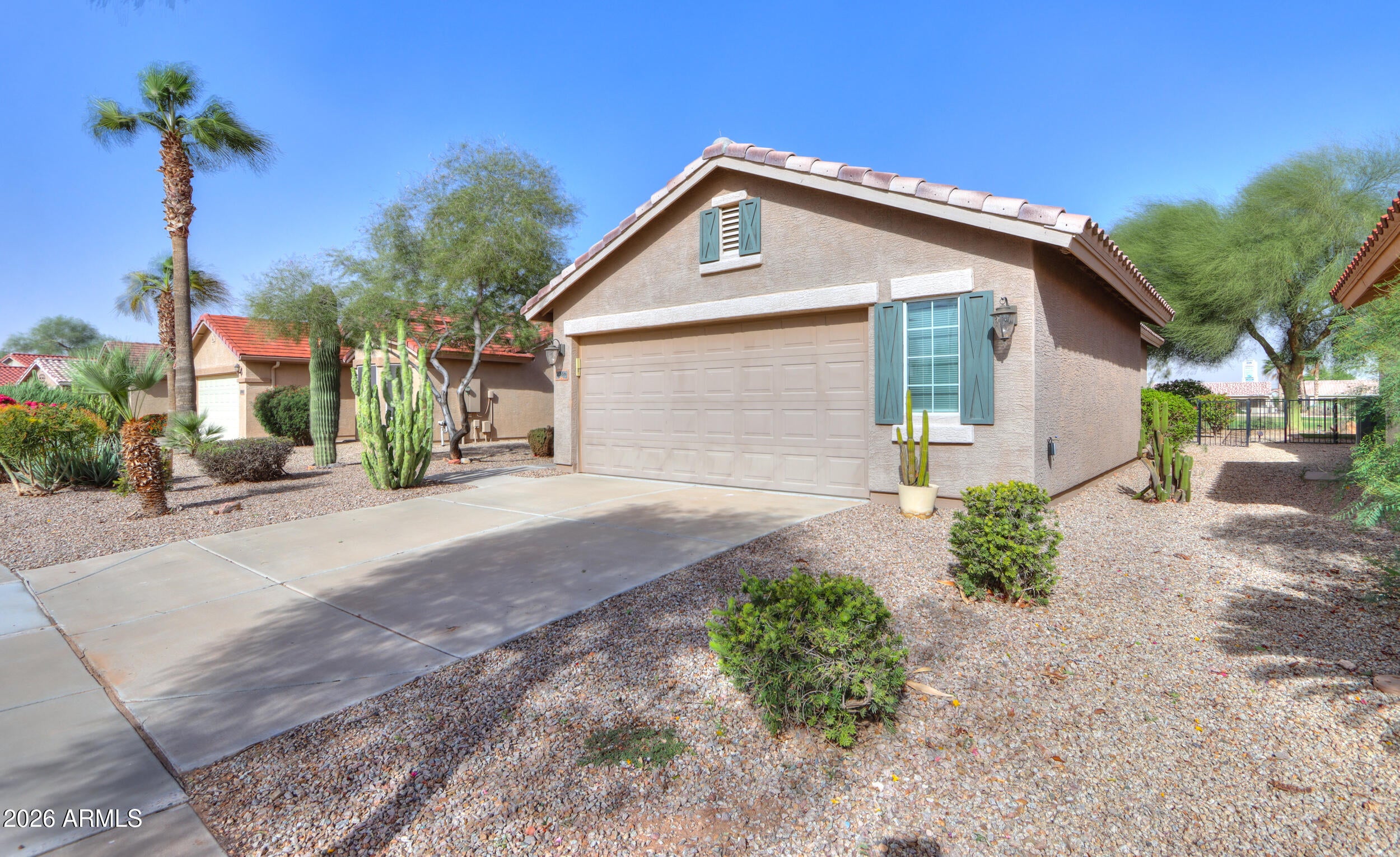 2386 E ANTIGUA Drive