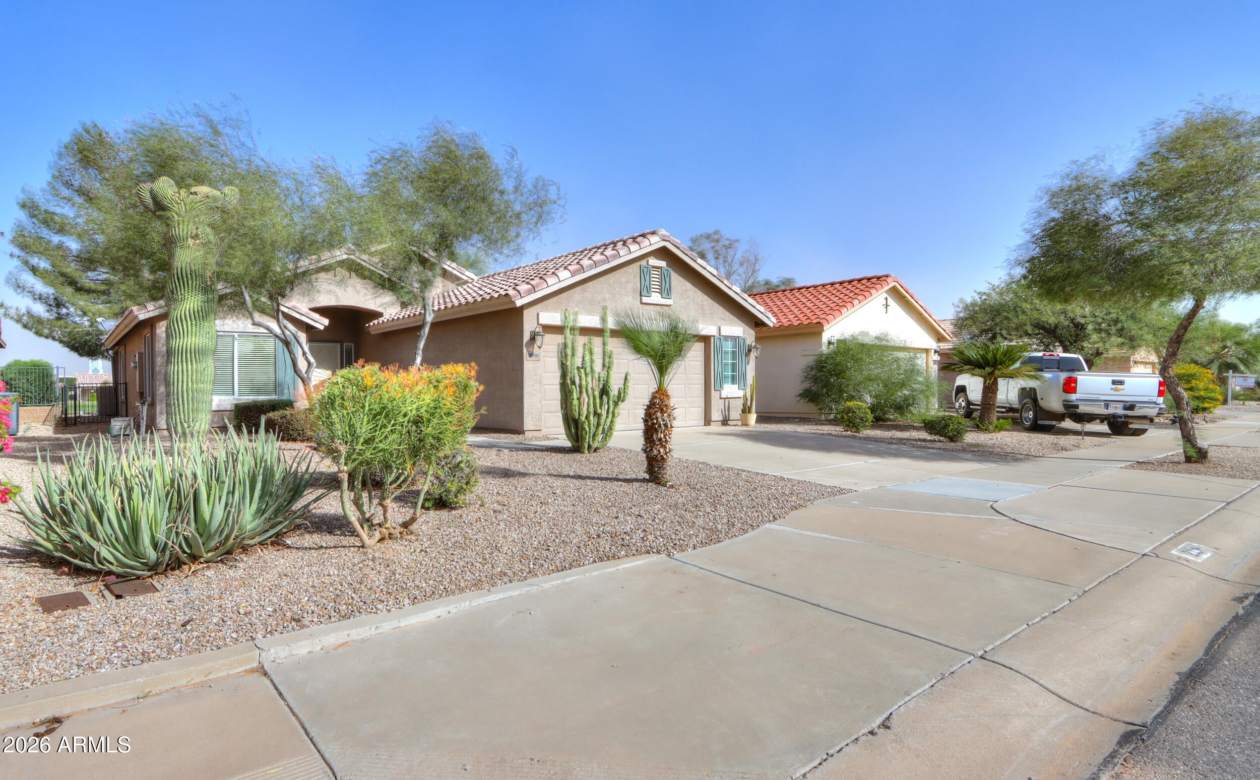 2386 E ANTIGUA Drive