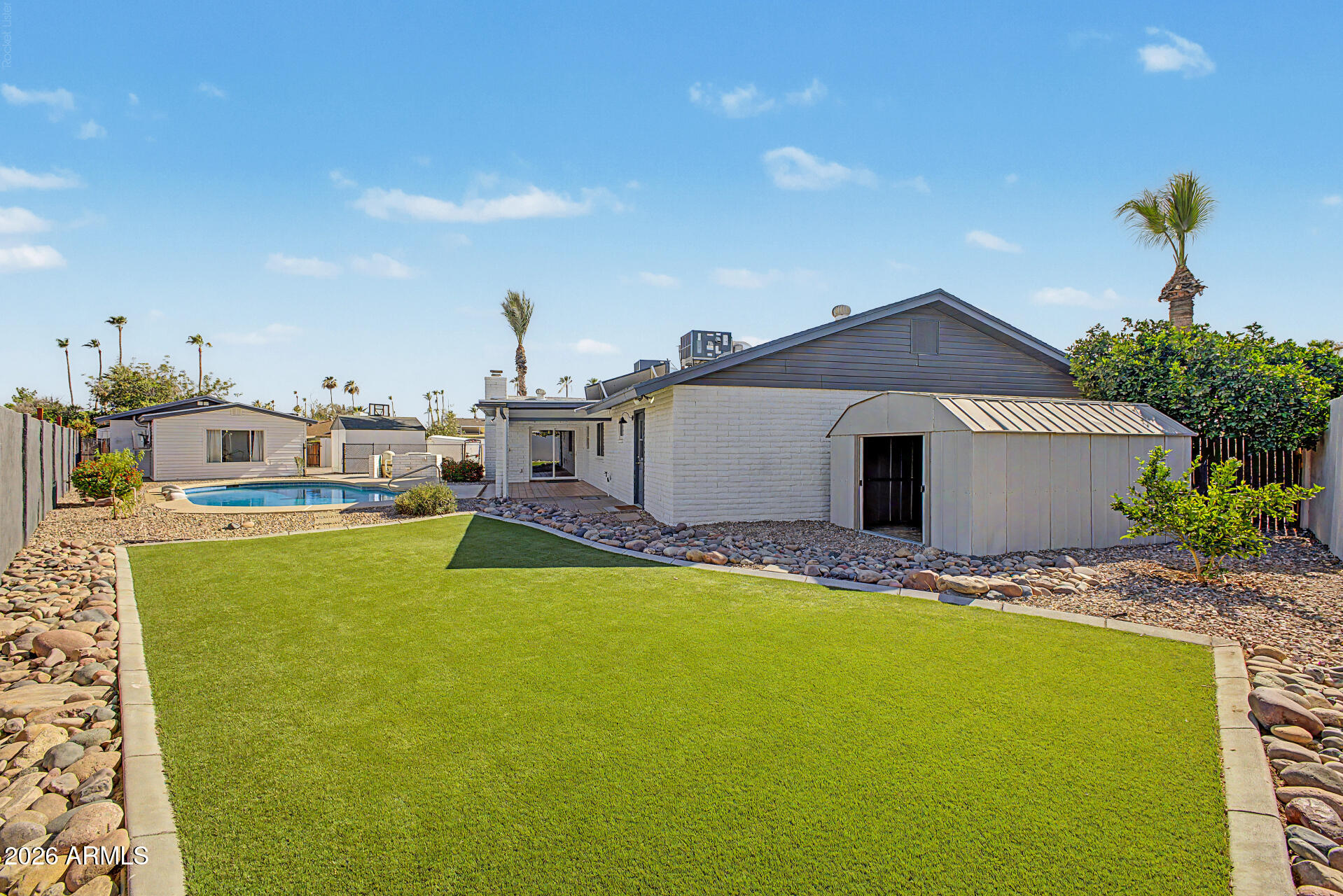 1969 E DUKE Drive
