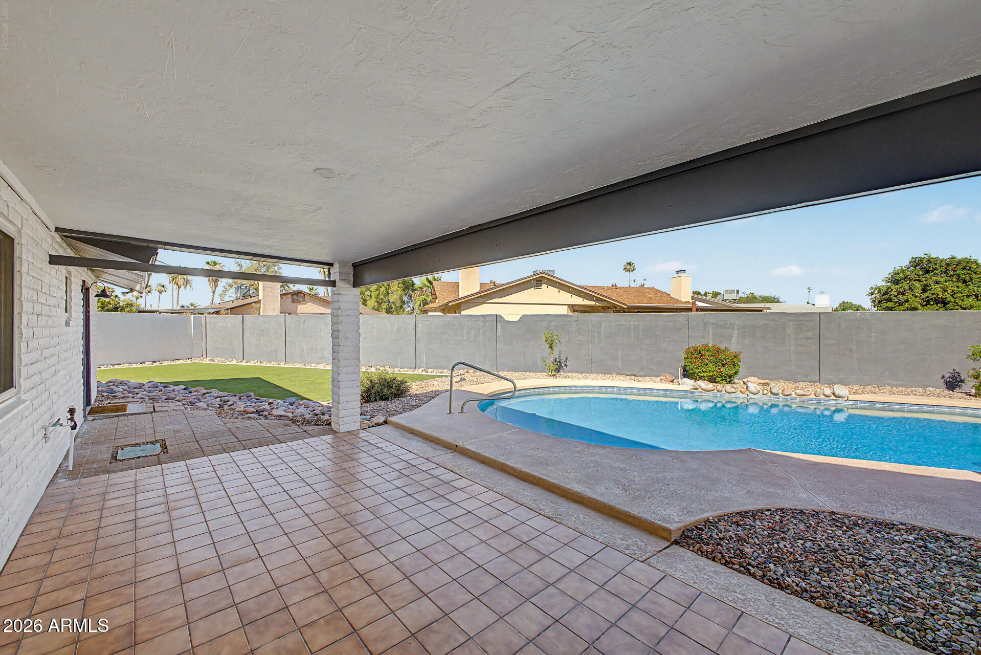 1969 E DUKE Drive