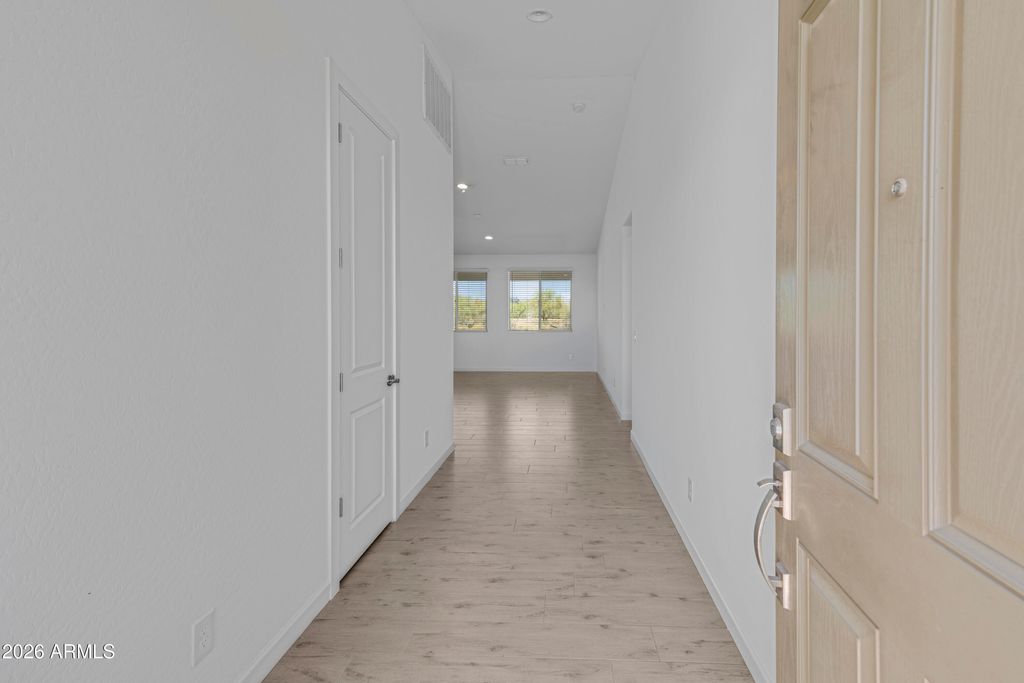 Photo of 16342 E Dixileta Drive, Scottsdale, AZ 85262 (MLS # 7006924)