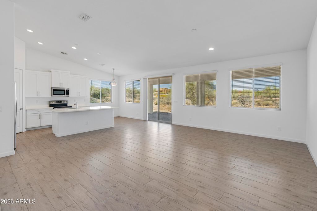 Photo of 16342 E Dixileta Drive, Scottsdale, AZ 85262 (MLS # 7006924)