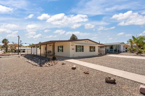 Property photo of 2045 W Smoketree Drive, Wickenburg, AZ 85390