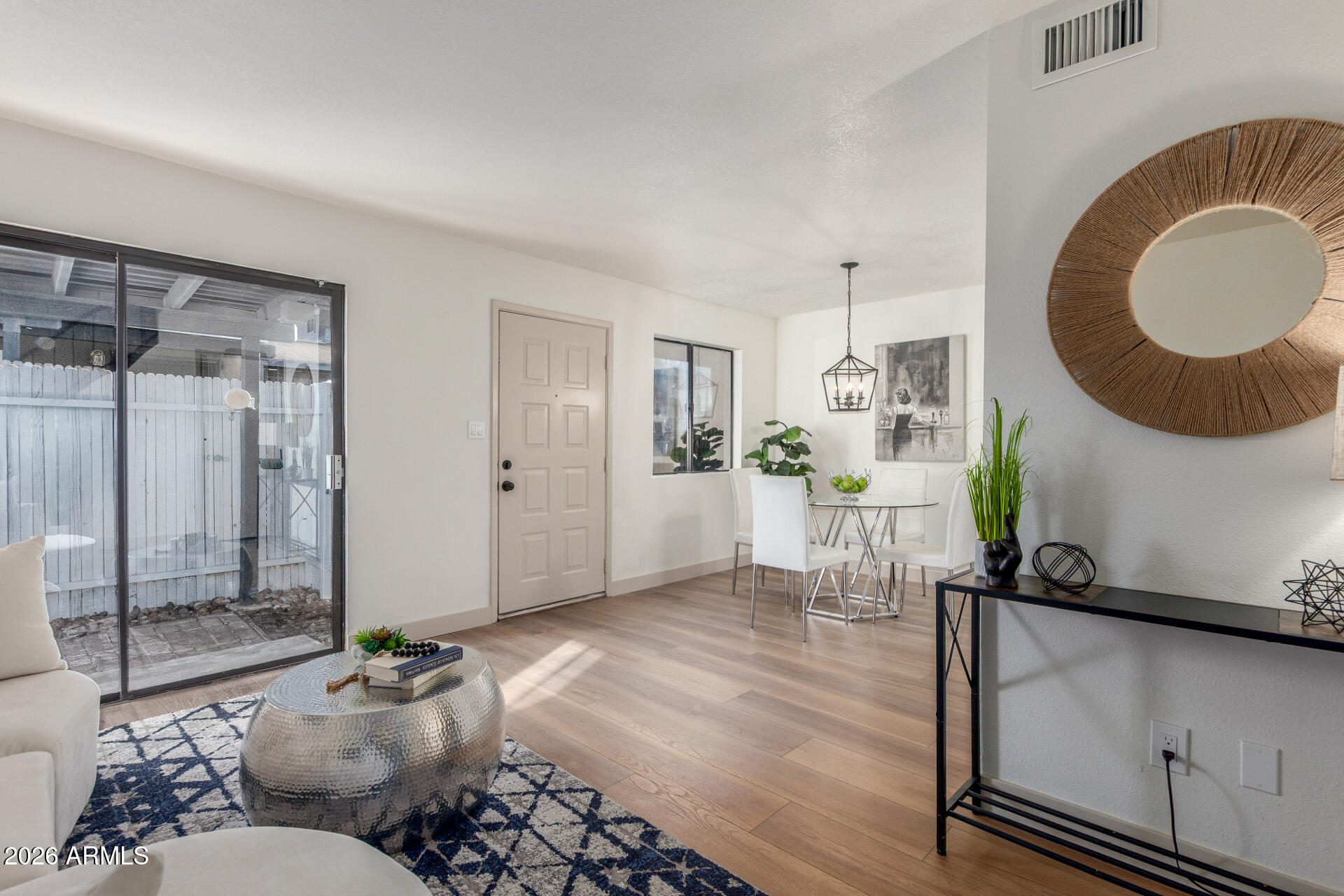 286 W PALOMINO Drive 26