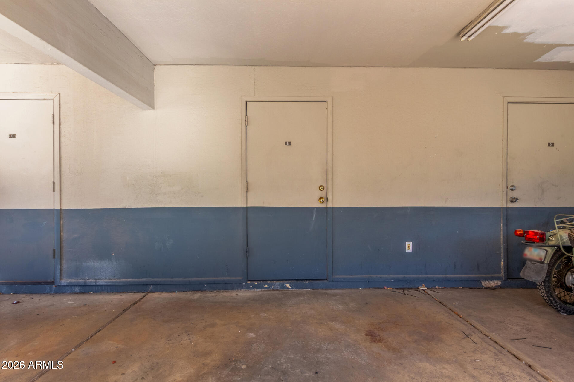 CHANDLER MEADOWS CONDOMINUM 2 A B C D 50A B C D - Residential