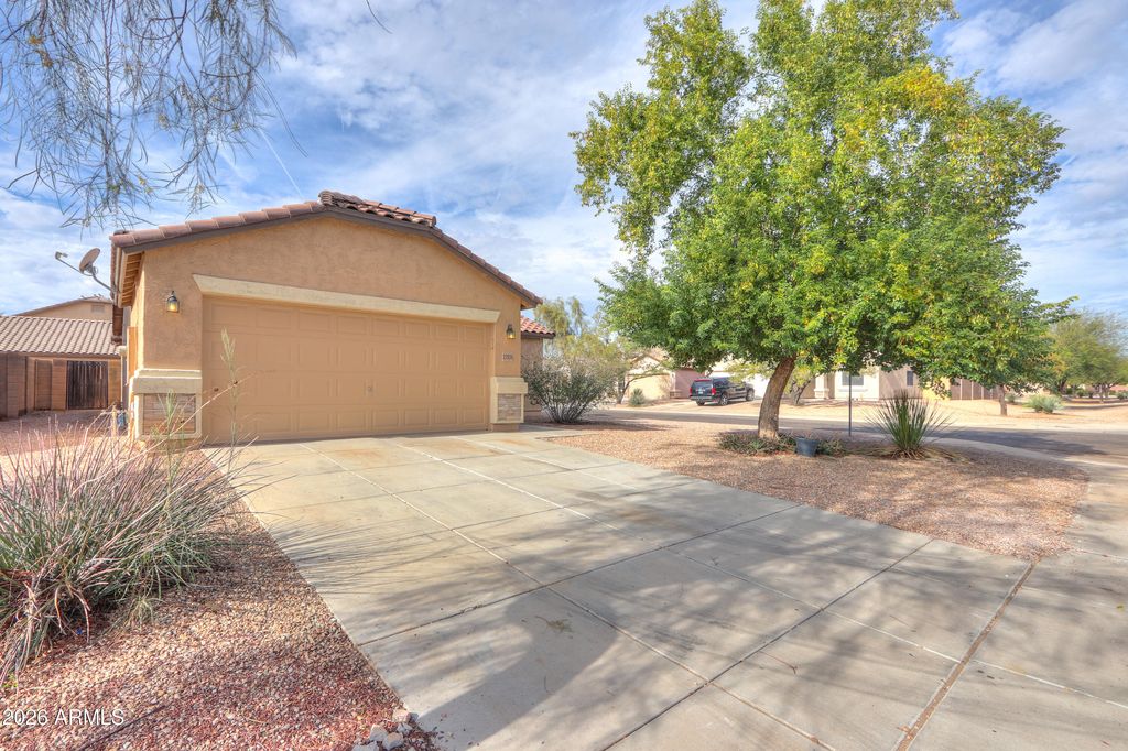 Photo of 27976 N Gold Lane, San Tan Valley, AZ 85143 (MLS # 7017863)