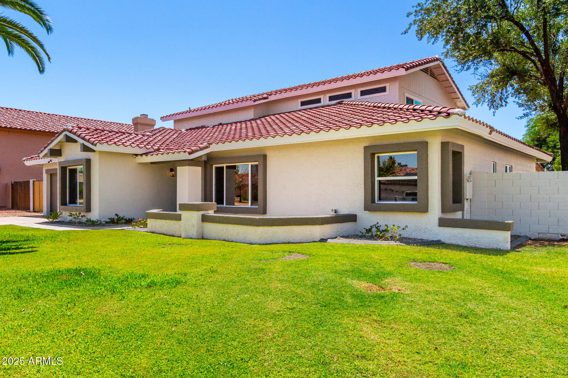 7227 W LARKSPUR Drive