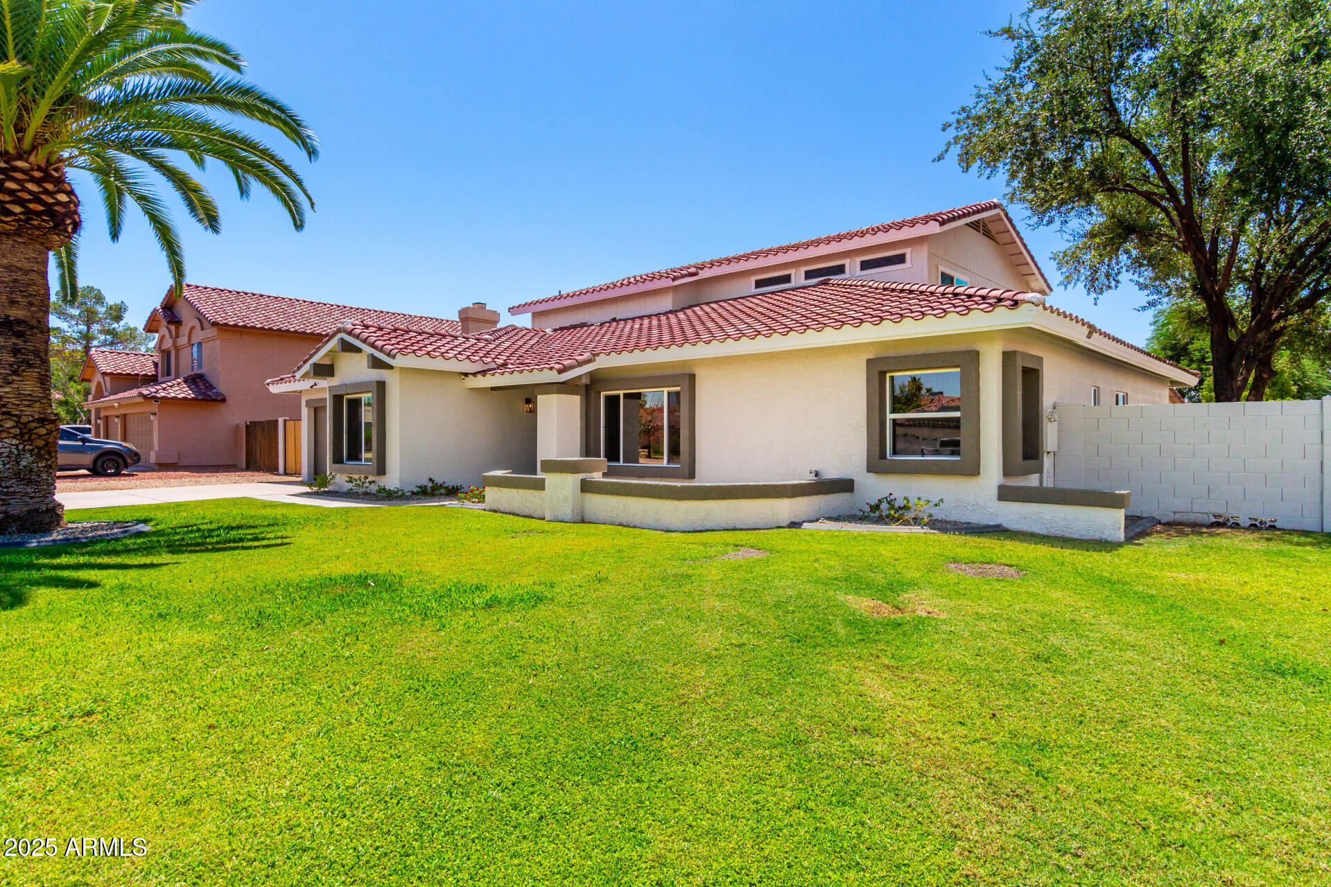 7227 W LARKSPUR Drive