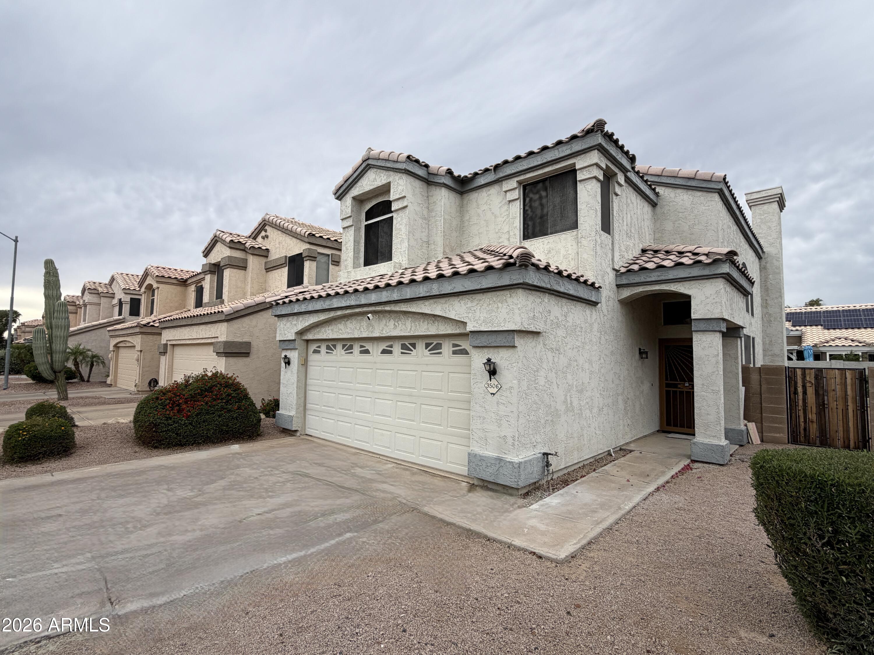 3506 E ROCKWOOD Drive