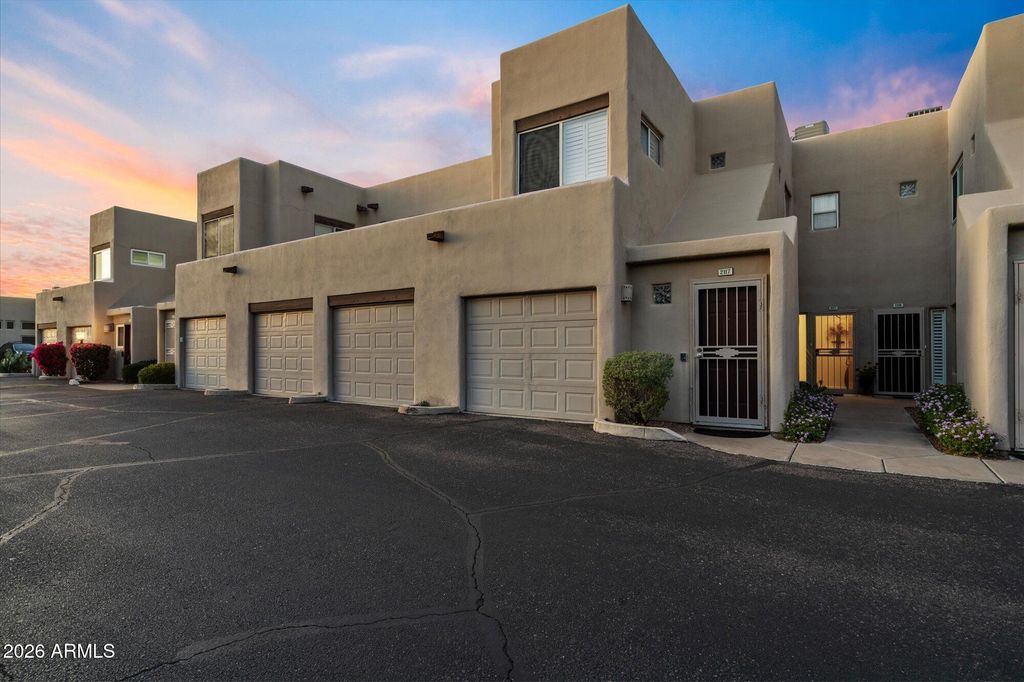 Photo of 11260 N 92nd Street #1117, Scottsdale, AZ 85260 (MLS # 6994271)