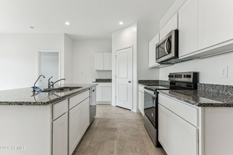 1539 E GLAZIER Drive E Casa Grande AZ 85122