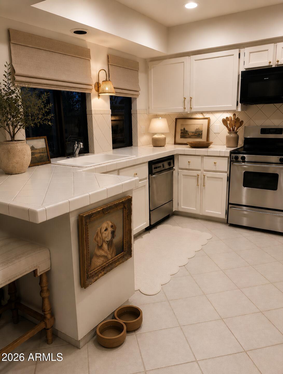 8098 E DEL TRIGO --