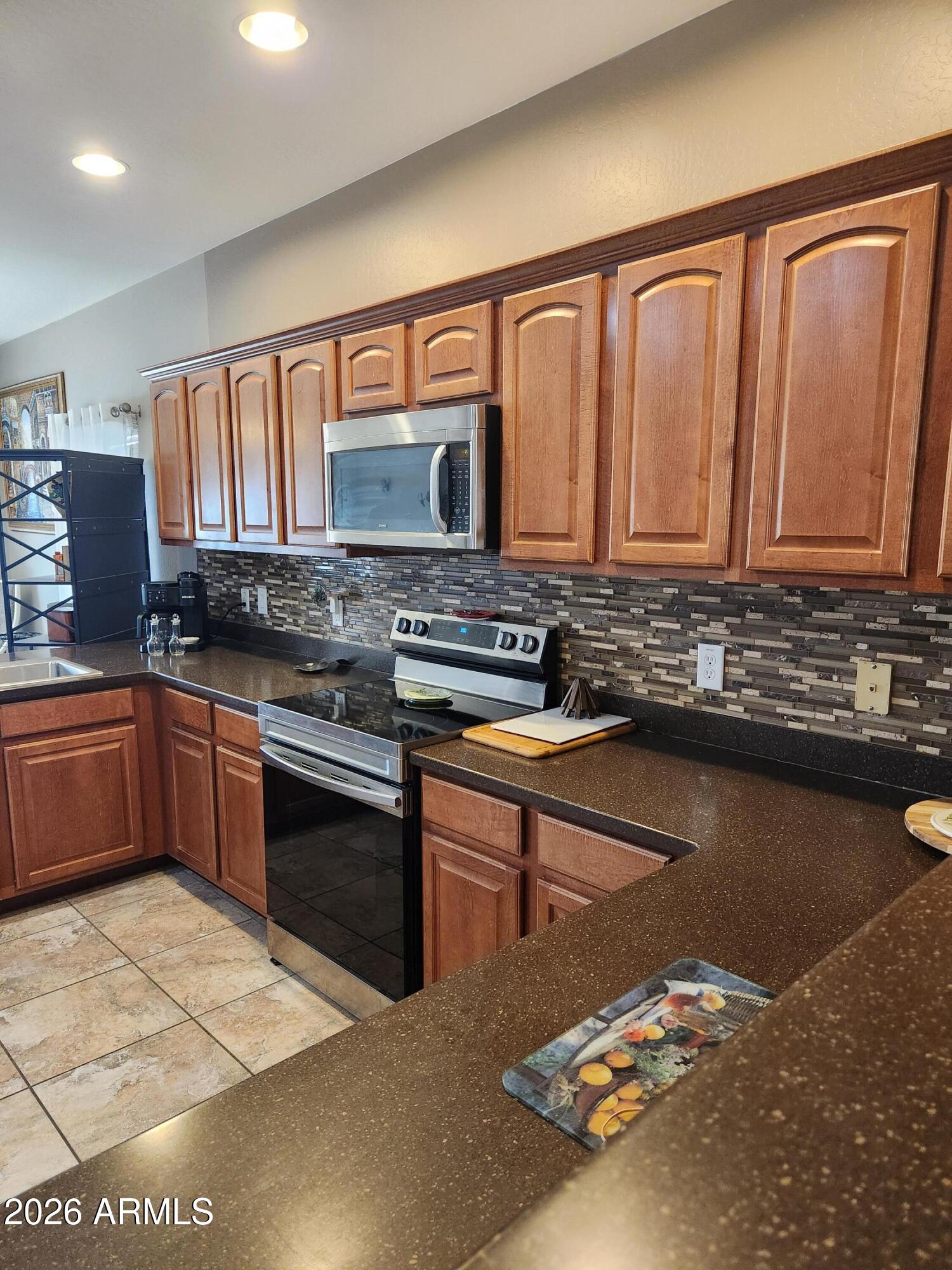 108 W Ridgeview Trail