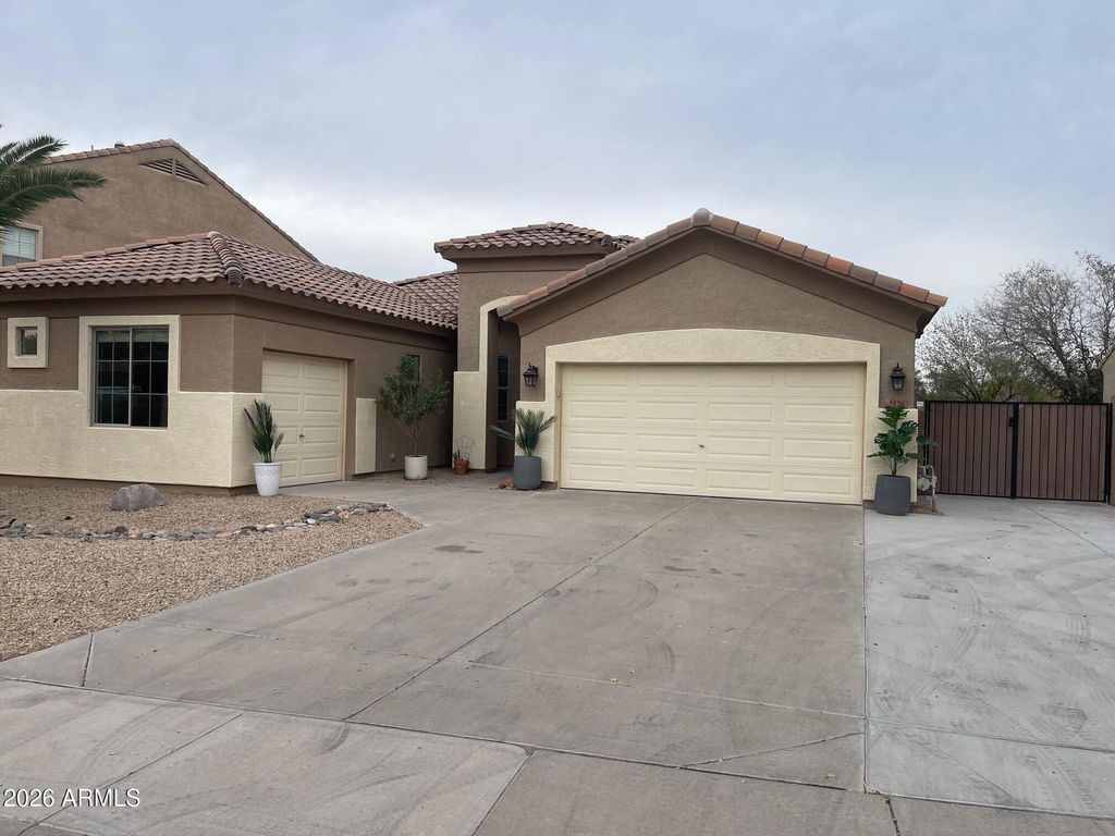 Photo of 3450 E Lark Drive, Chandler, AZ 85286 (MLS # 6983256)