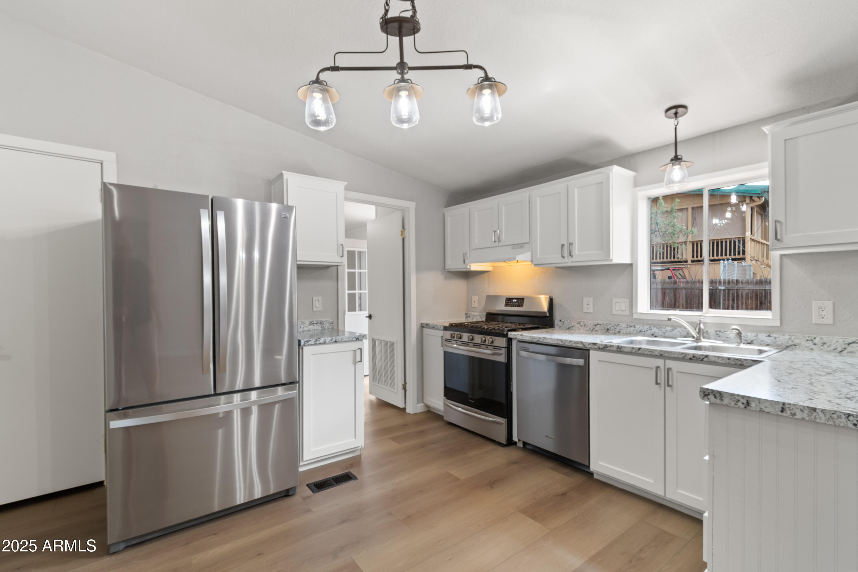 391 TIMBER RIDGE Loop