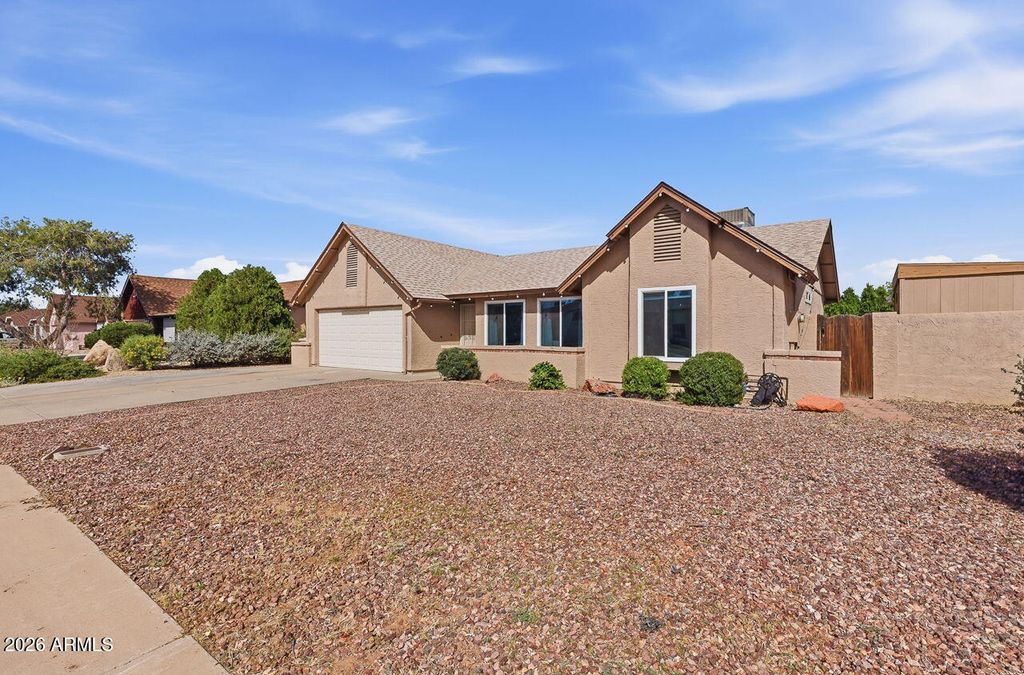 Photo of 6016 W Kings Avenue, Glendale, AZ 85306 (MLS # 6995396)