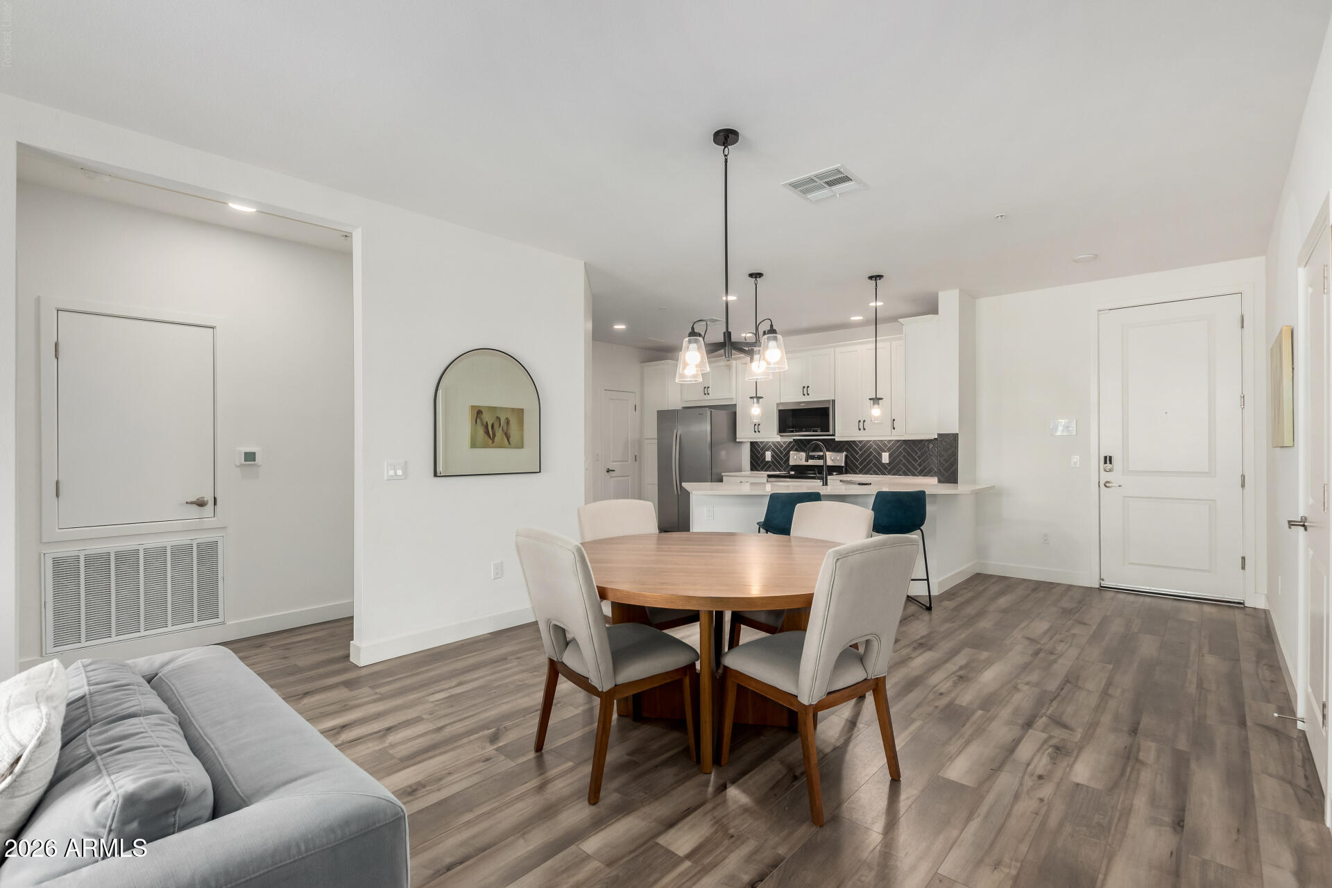 2511 W QUEEN CREEK Road 266