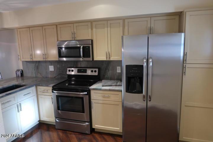 2201 W Union Hills Drive Unit 124