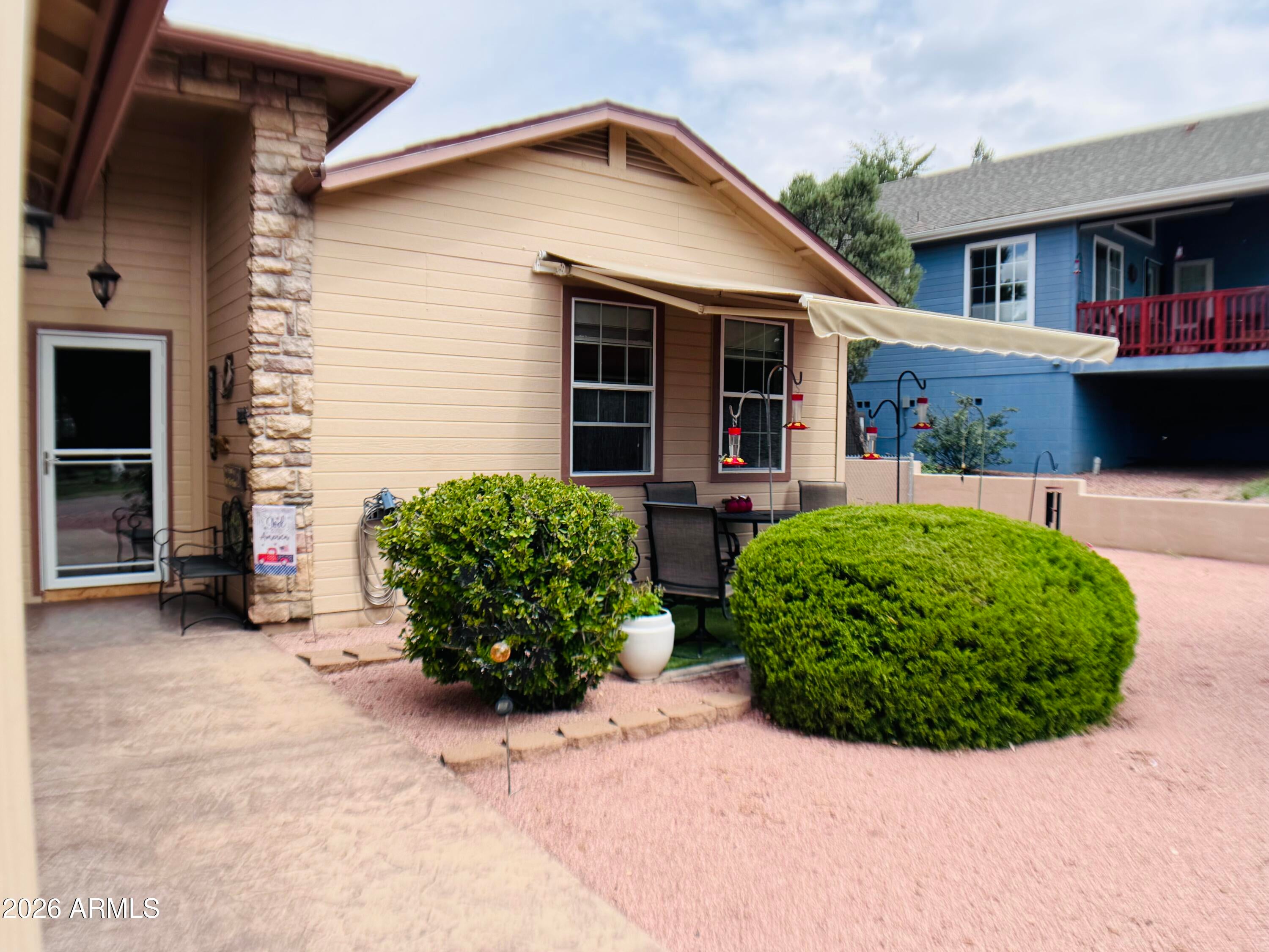 400 S BRASSIE Drive