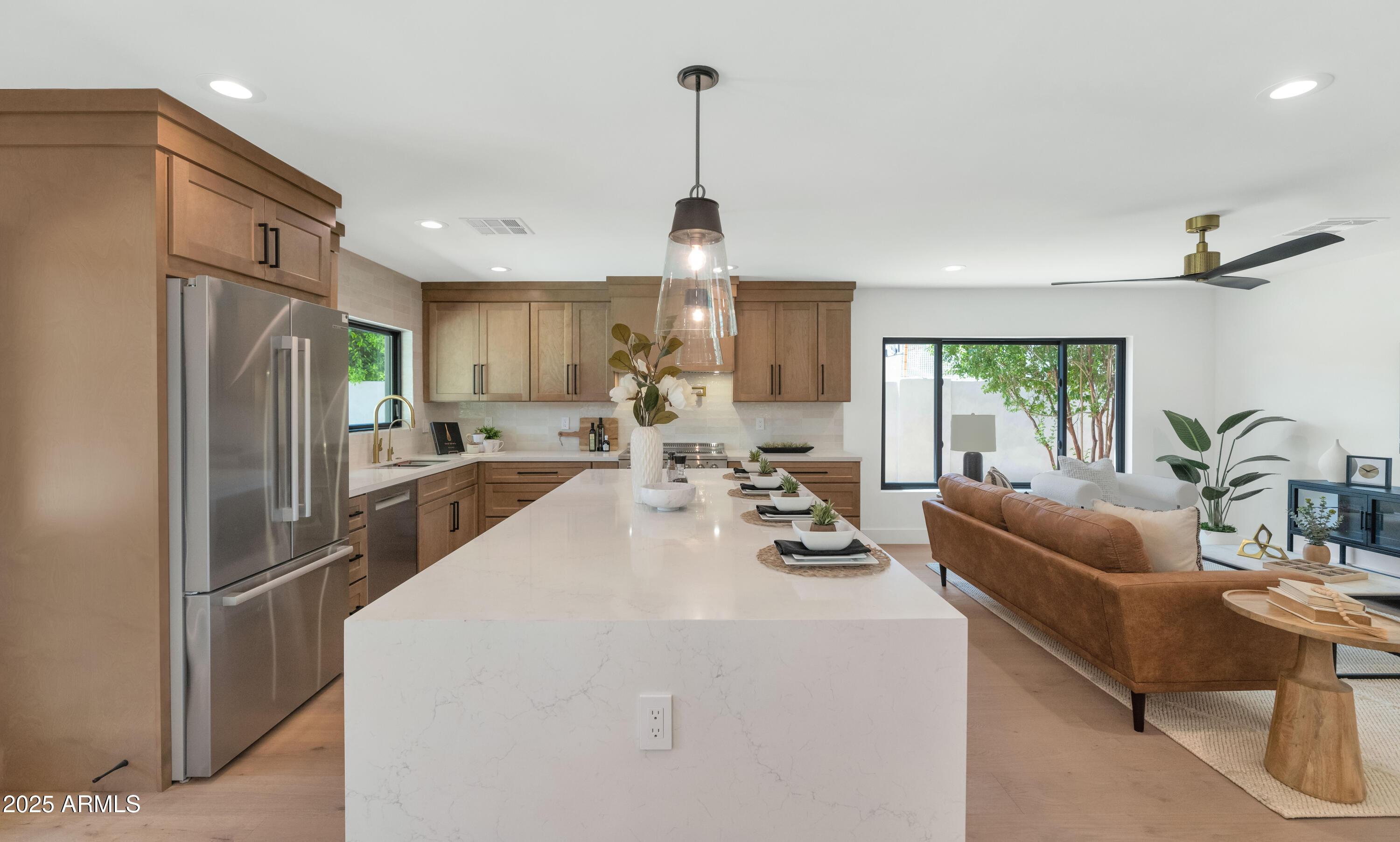 9450 N 83RD Place
