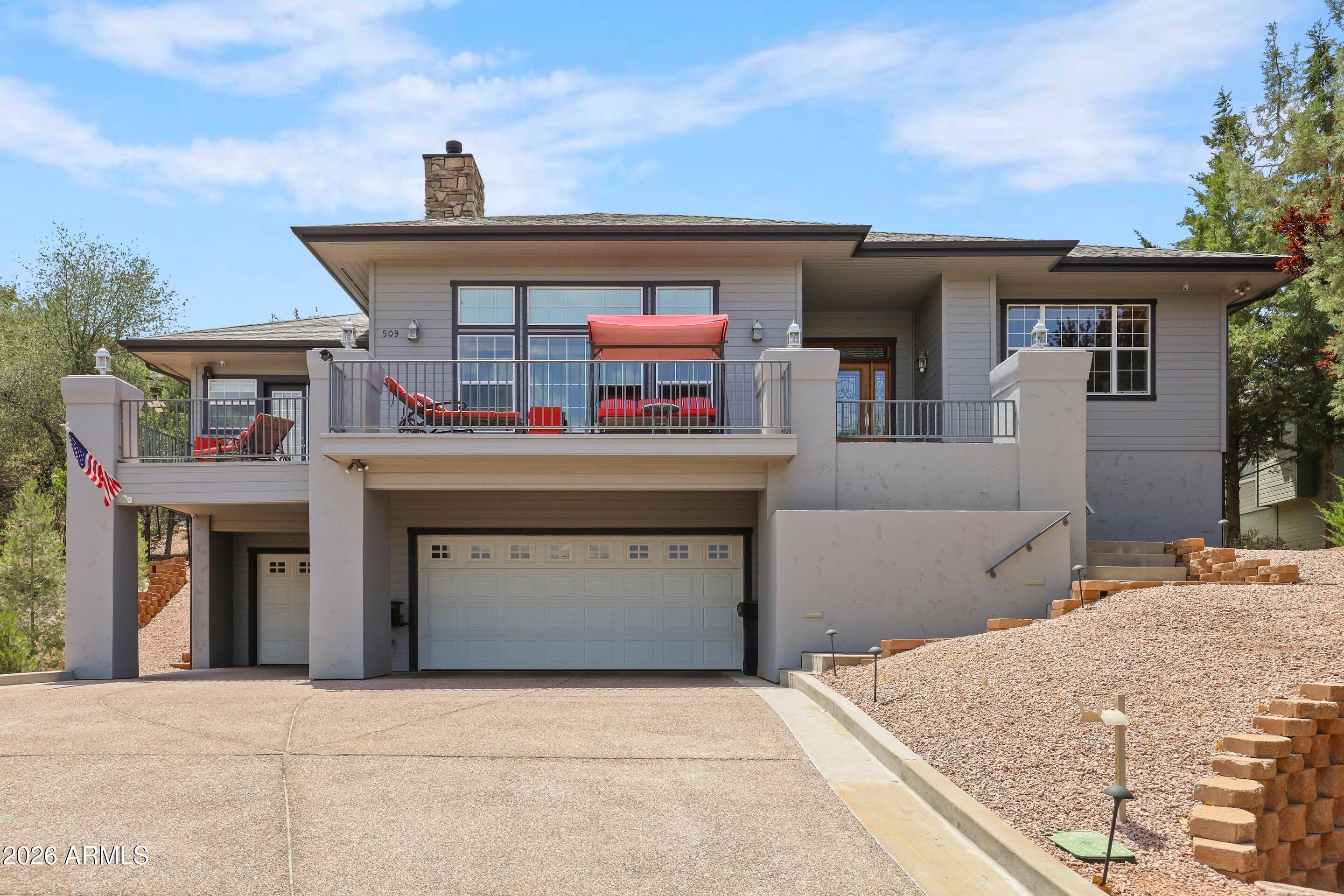 509 E SAGUARO Circle