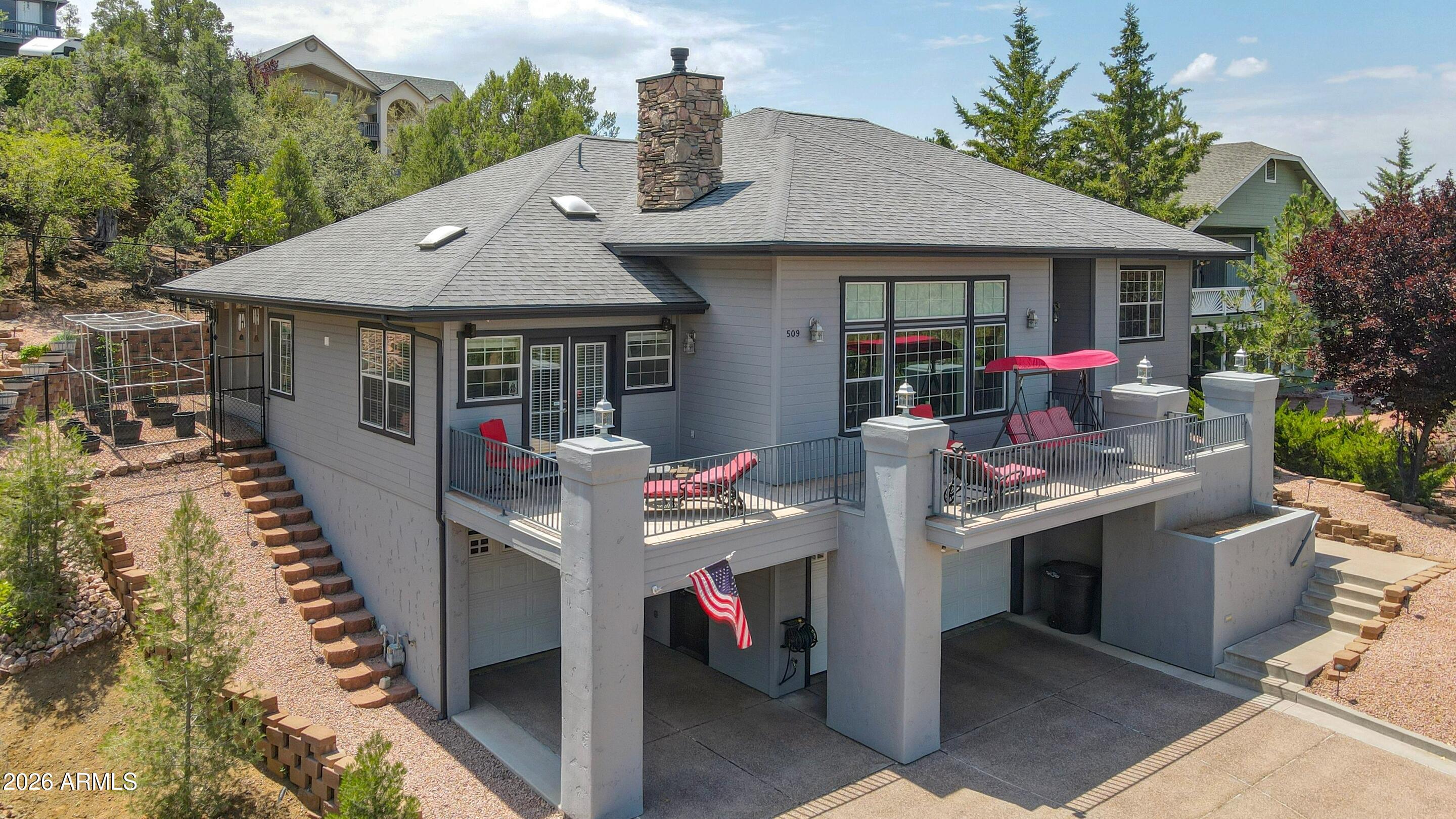 509 E SAGUARO Circle