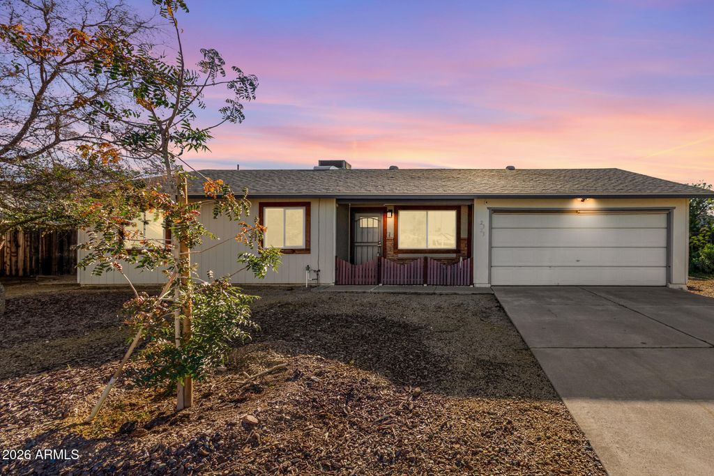 Photo of 2323 E Kathleen Road, Phoenix, AZ 85022 (MLS # 6975676)
