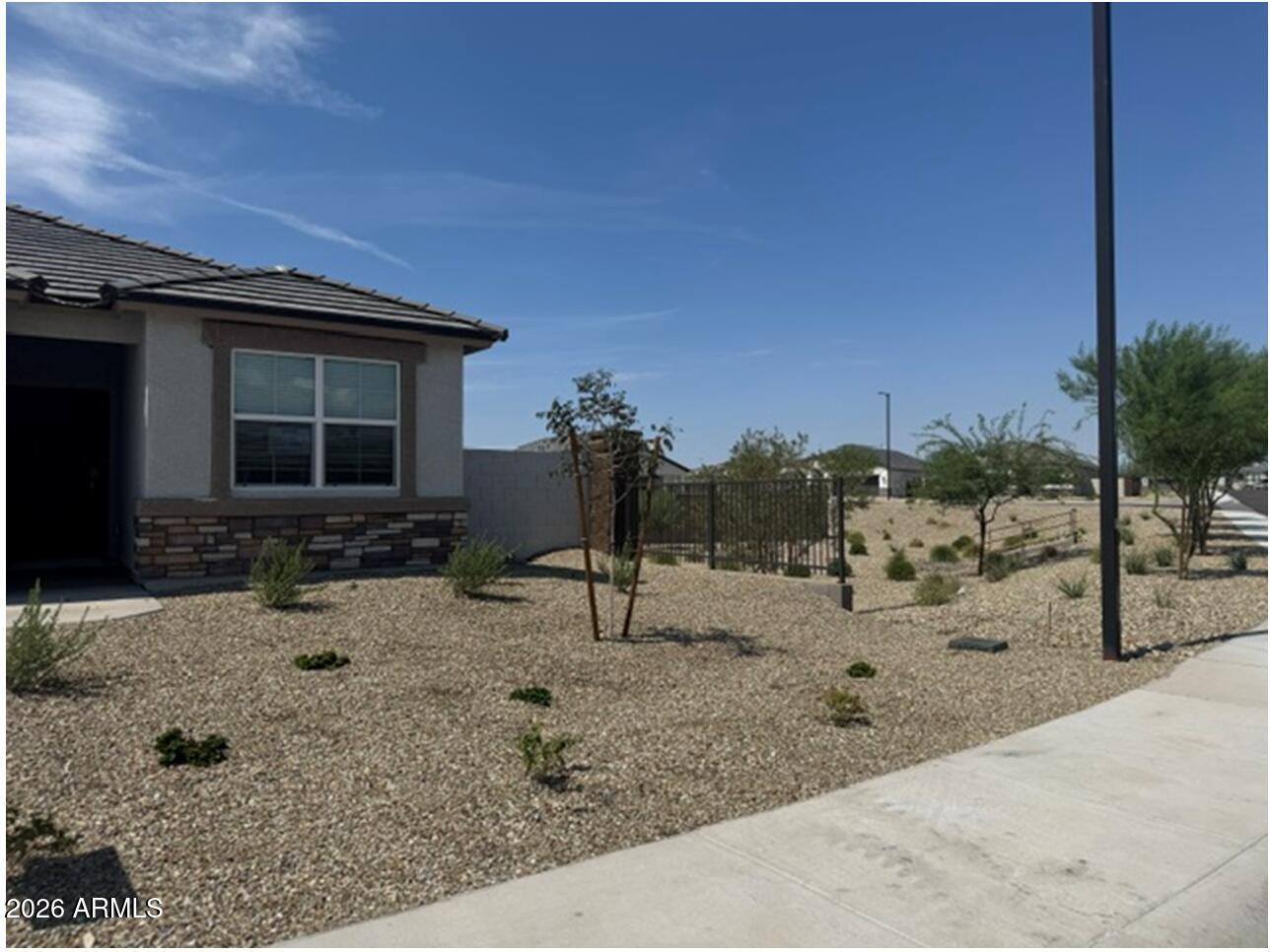 24005 W YAVAPAI Street