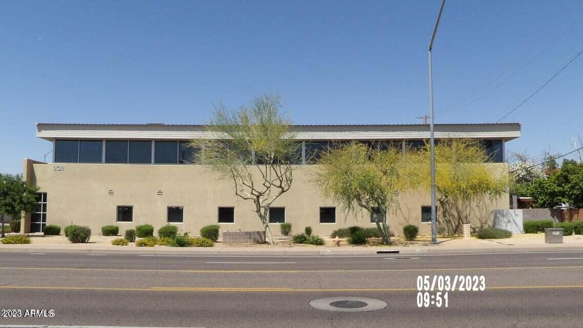 202 N Lindsay Road 201