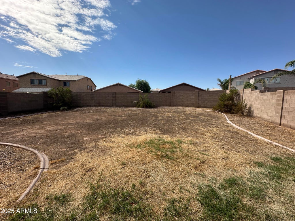 Photo of 231 E Mule Train Trail, San Tan Valley, AZ 85143 (MLS # 7058647)