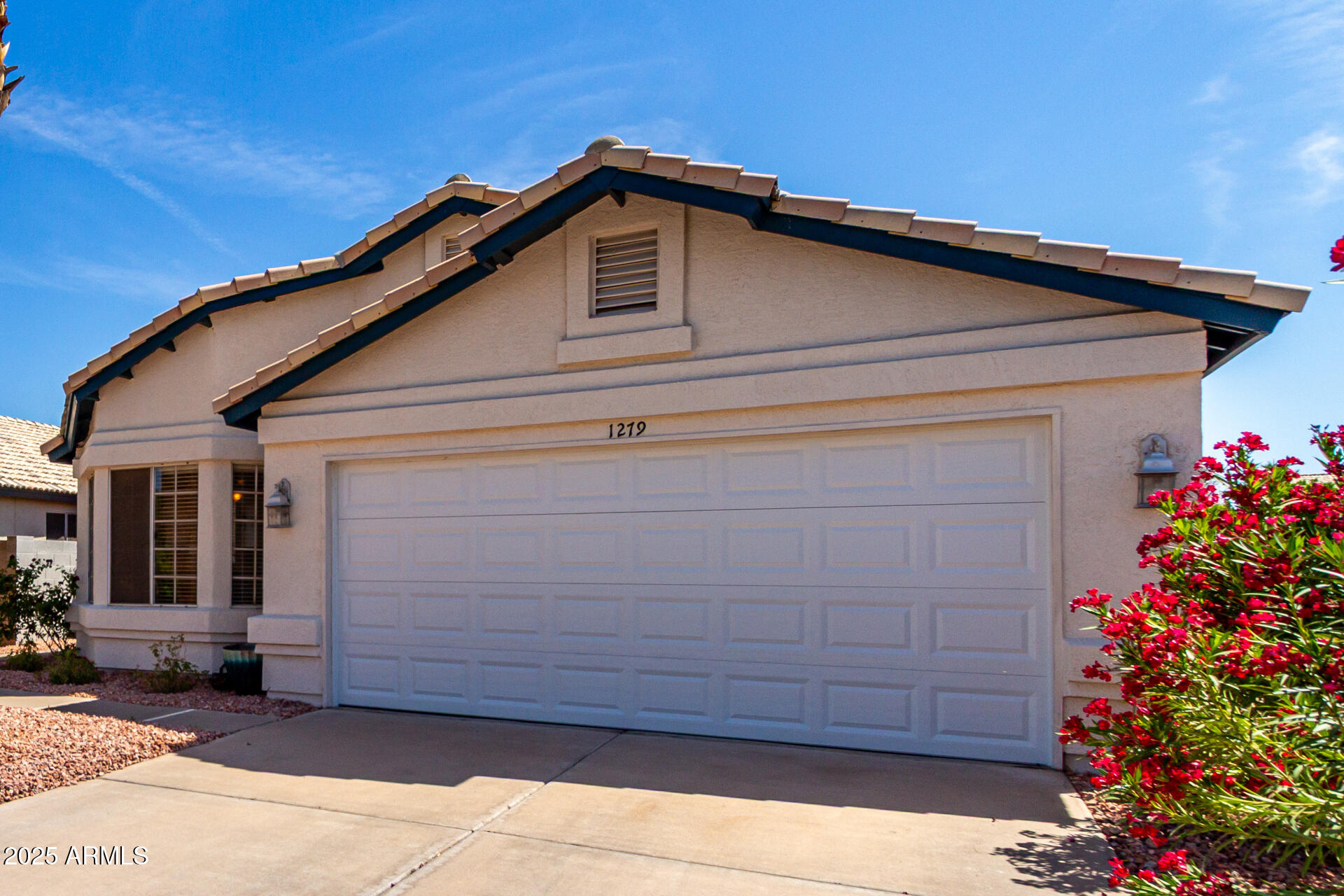 1279 N Blackstone Drive