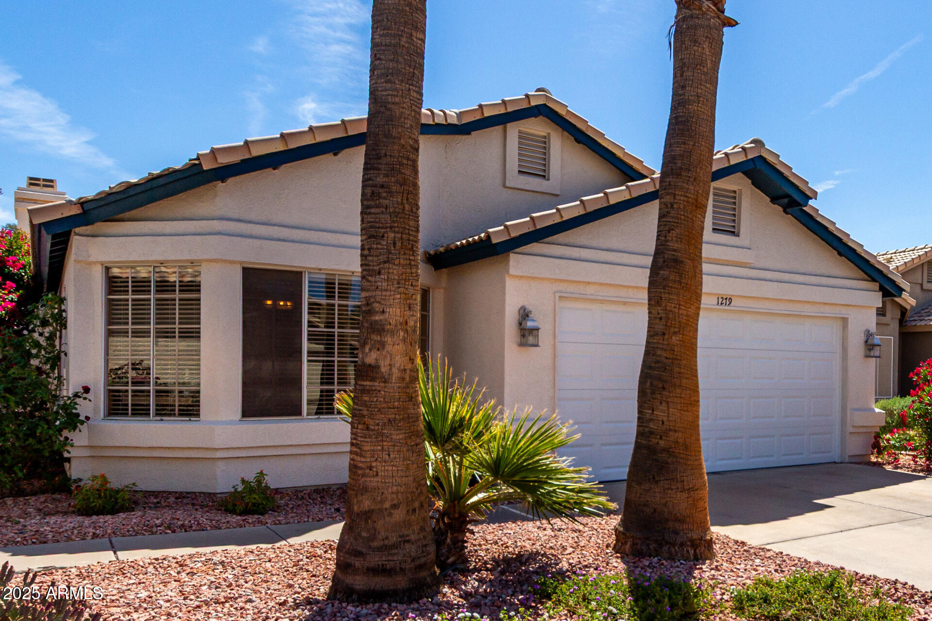 1279 N Blackstone Drive