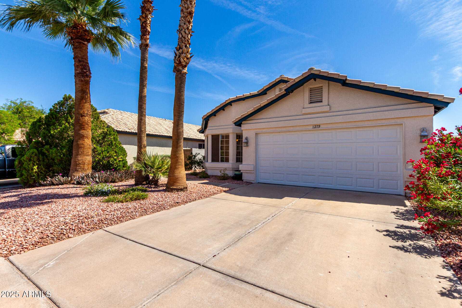 1279 N Blackstone Drive