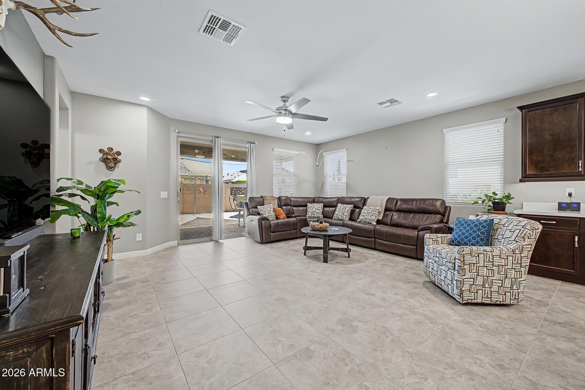 10421 E DURANT Drive