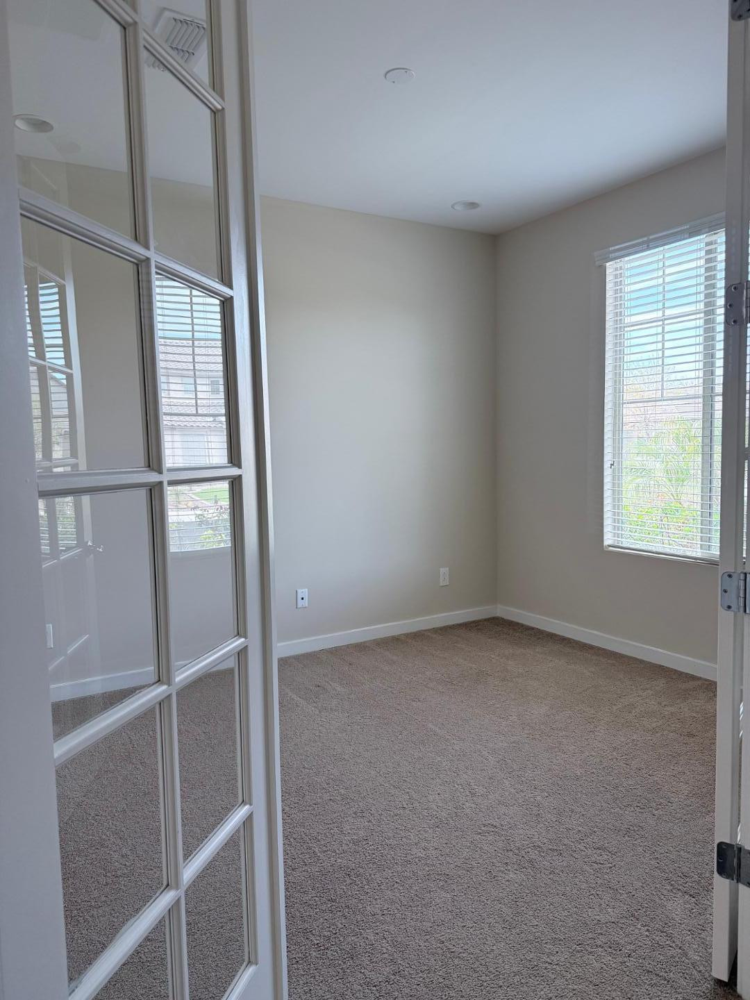 9519 W Fallen Leaf Lane