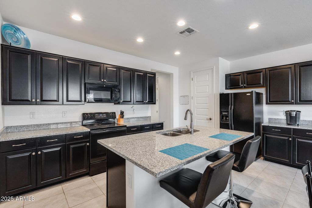 Photo of 19600 W Montecito Avenue, Litchfield Park, AZ 85340 (MLS # 6940576)