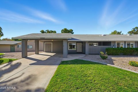 4849 E LAKE POINT Circle Phoenix AZ 85044