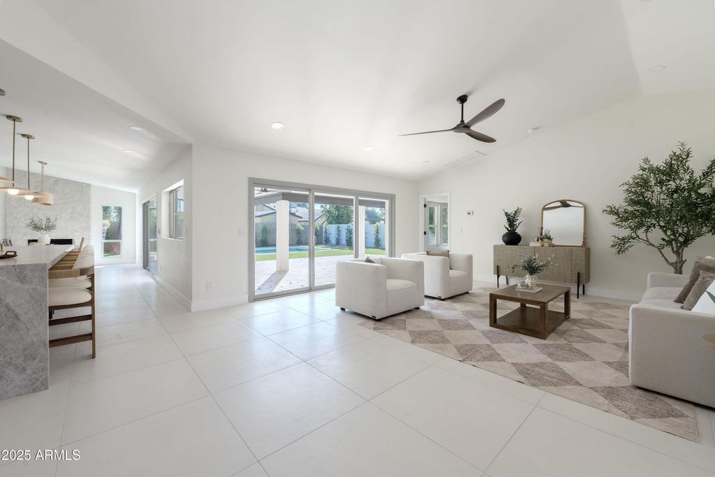 Photo of 15033 N 60th Street, Scottsdale, AZ 85254 (MLS # 6952357)