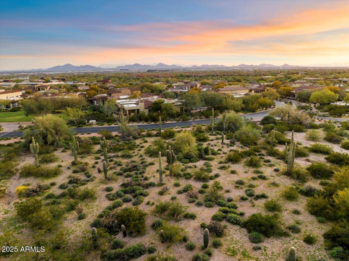9290 E THOMPSON PEAK Parkway 401