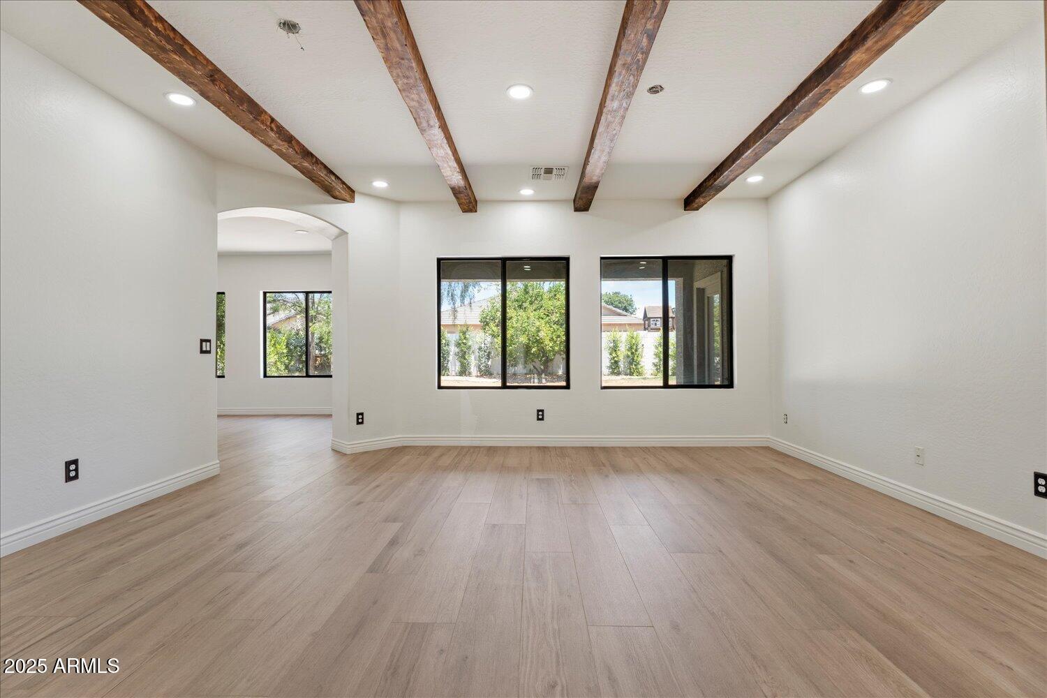 4278 E DEL RIO Drive