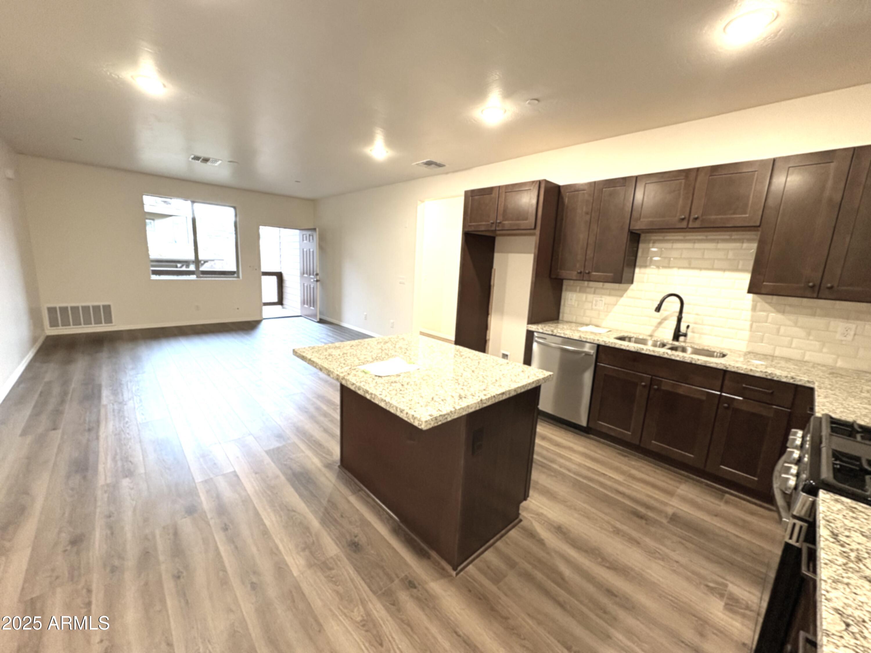 1650 E PONDEROSA Parkway 232