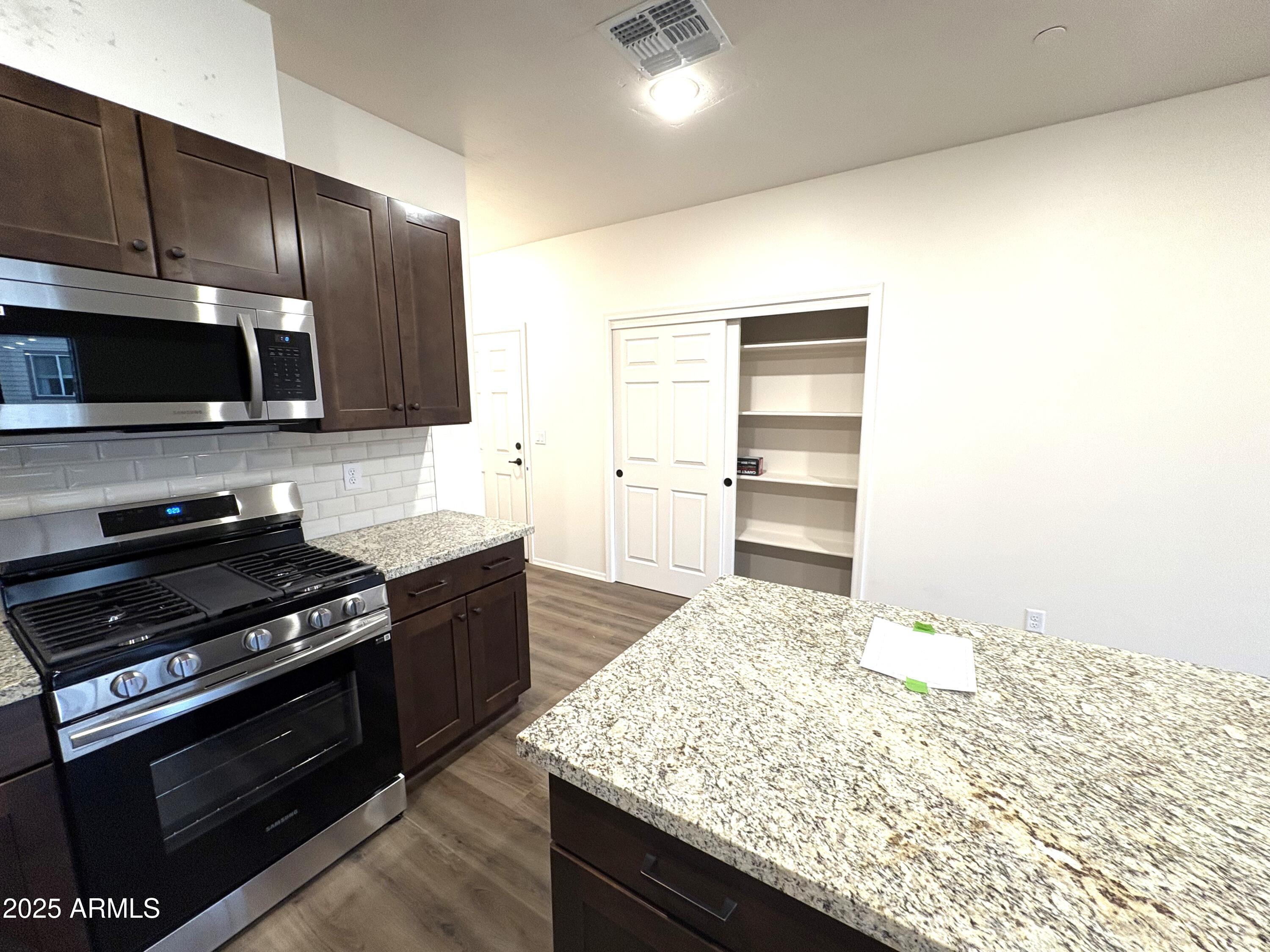 1650 E PONDEROSA Parkway 232