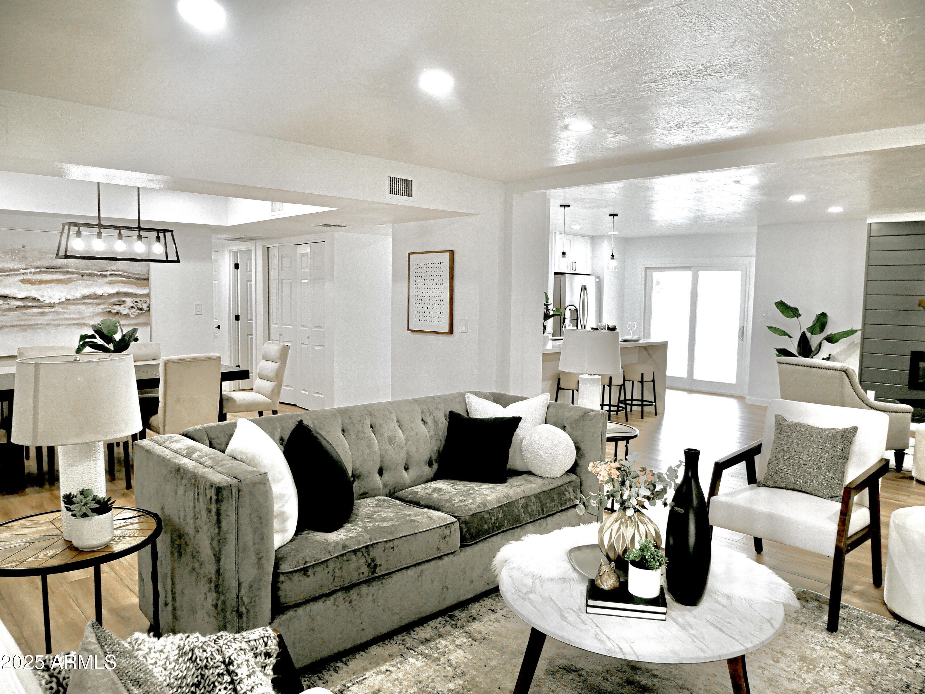 6401 E EUGIE Terrace