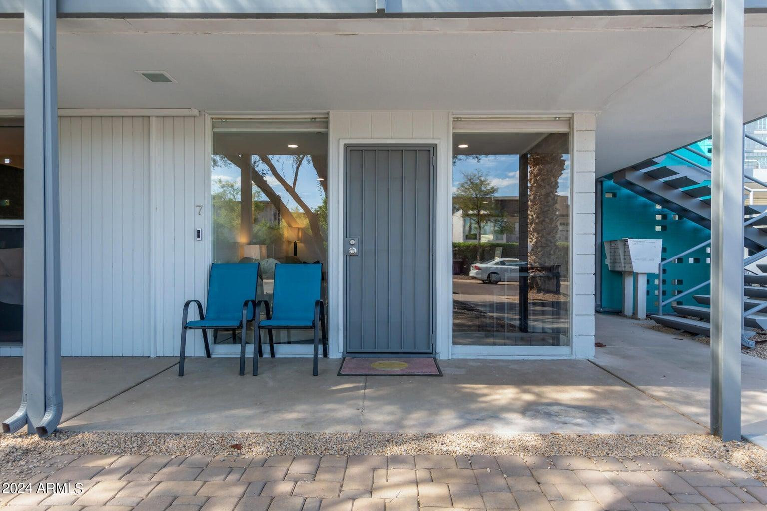 6936 E 4th Street Apt 7