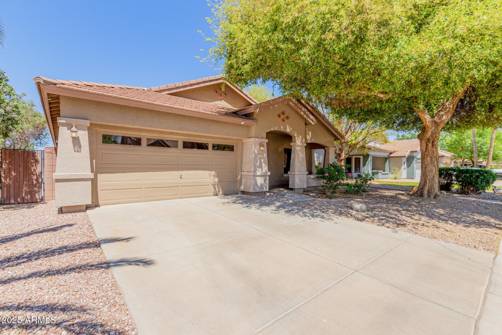 1072 E JADE Drive