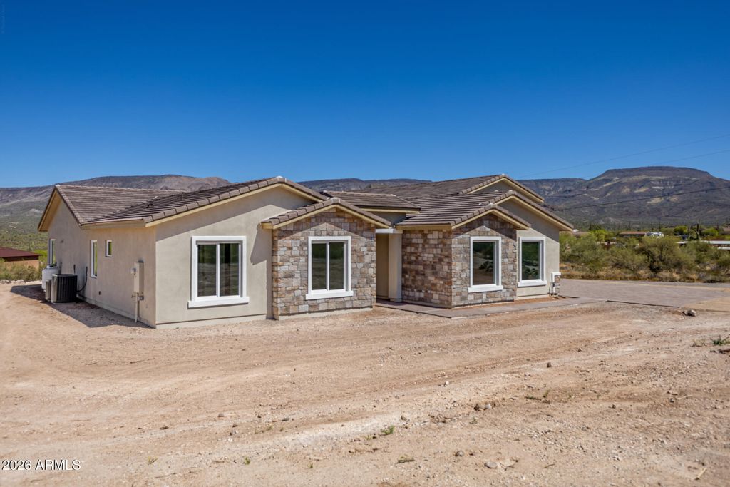 Photo of 45315 N 18th Street, New River, AZ 85087 (MLS # 6964136)