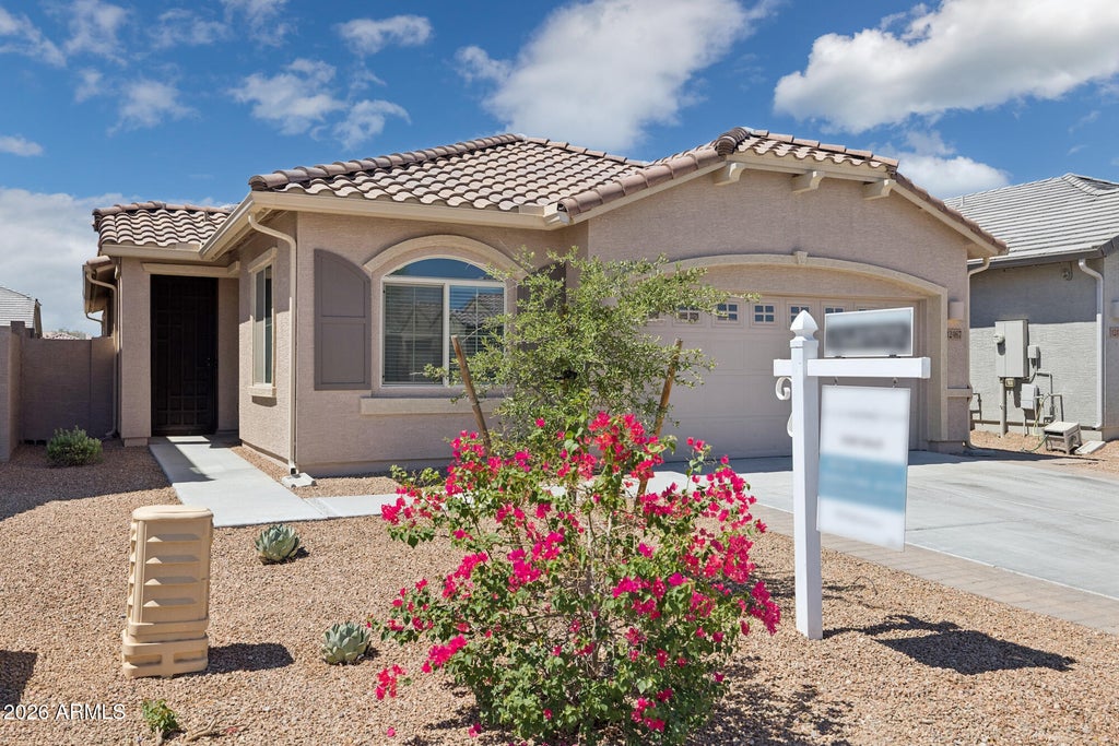Photo of 12467 W State Avenue, Glendale, AZ 85305 (MLS # 7035793)