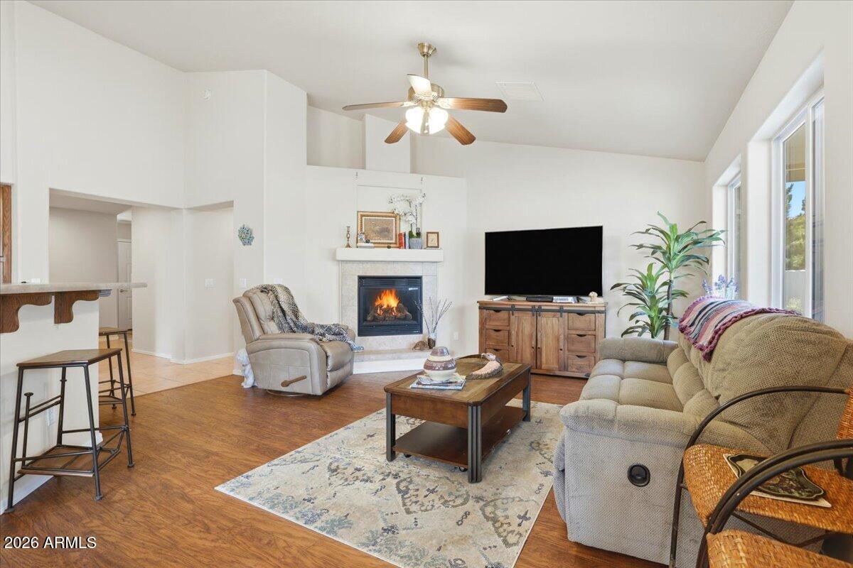 1633 ADDINGTON Drive