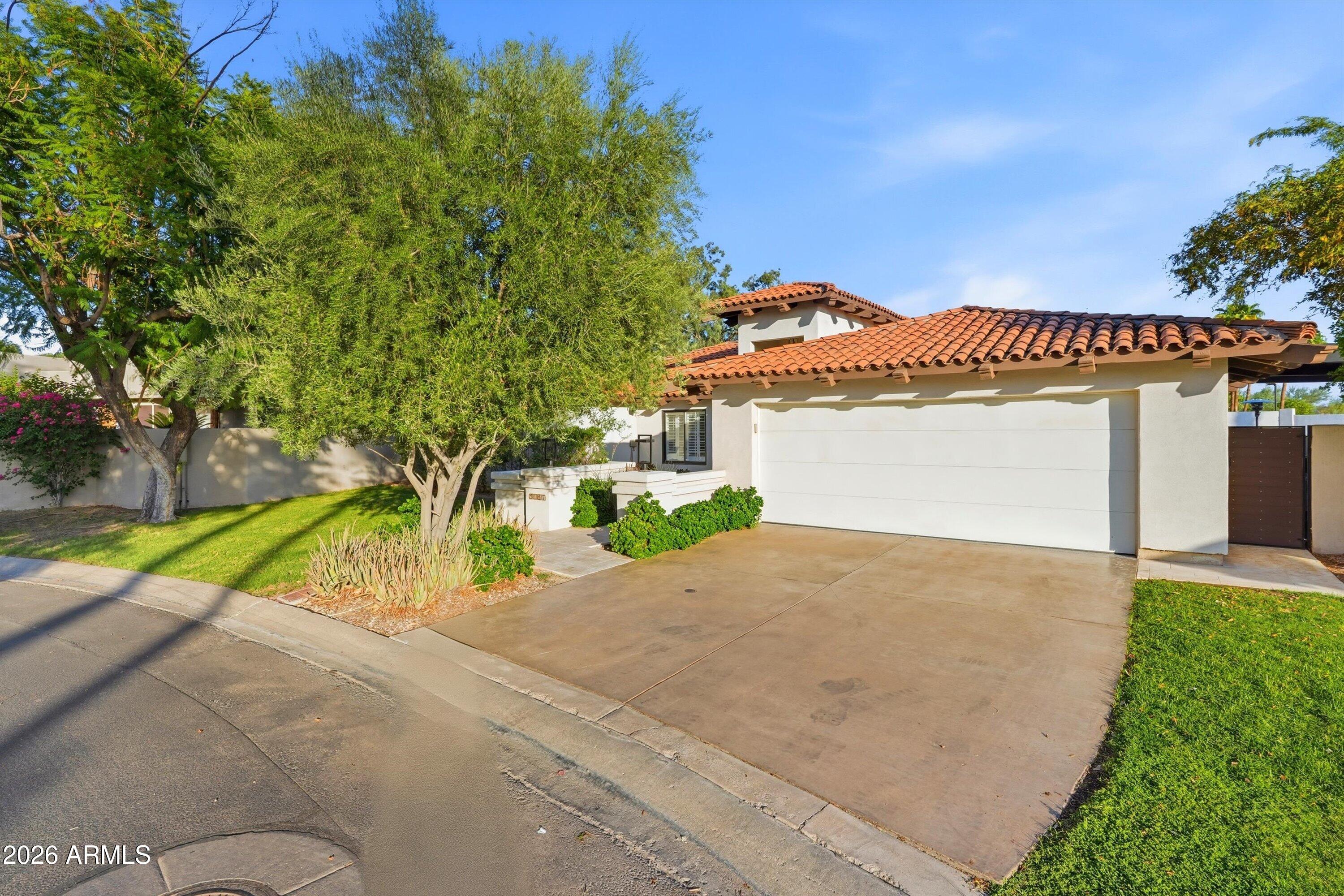 3187 E BERRIDGE Lane
