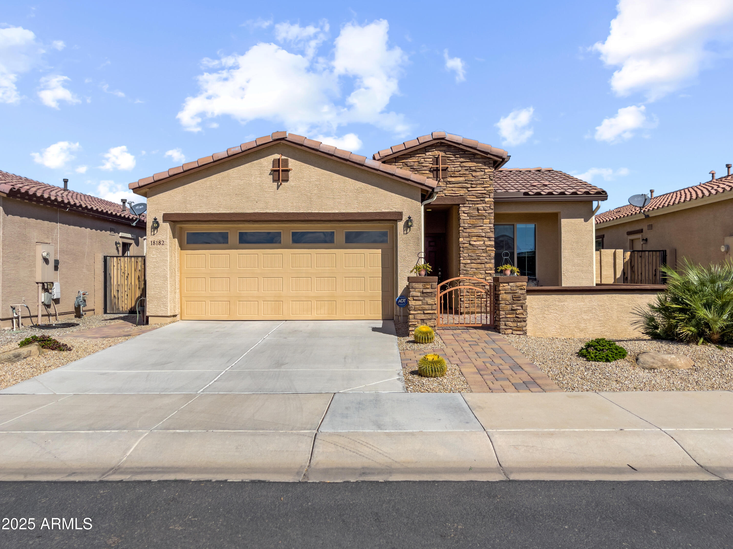 18182 W GLENHAVEN Drive